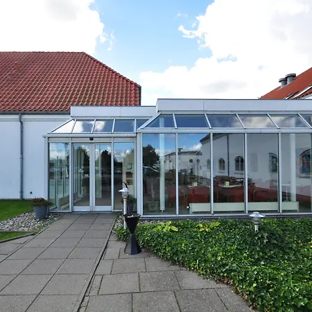 Hotel Soparken 3*