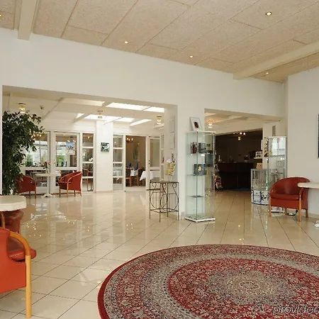 Hotel Soparken 3*