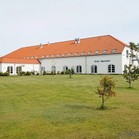 Søparken Hotel 3*